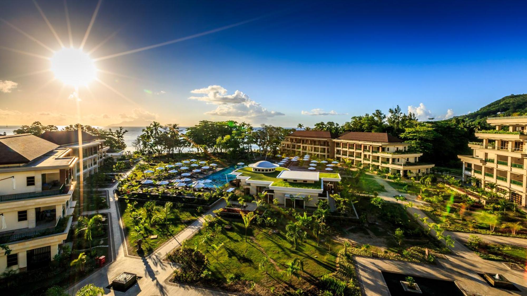 Savoy Seychelles & אתר נופש 5*